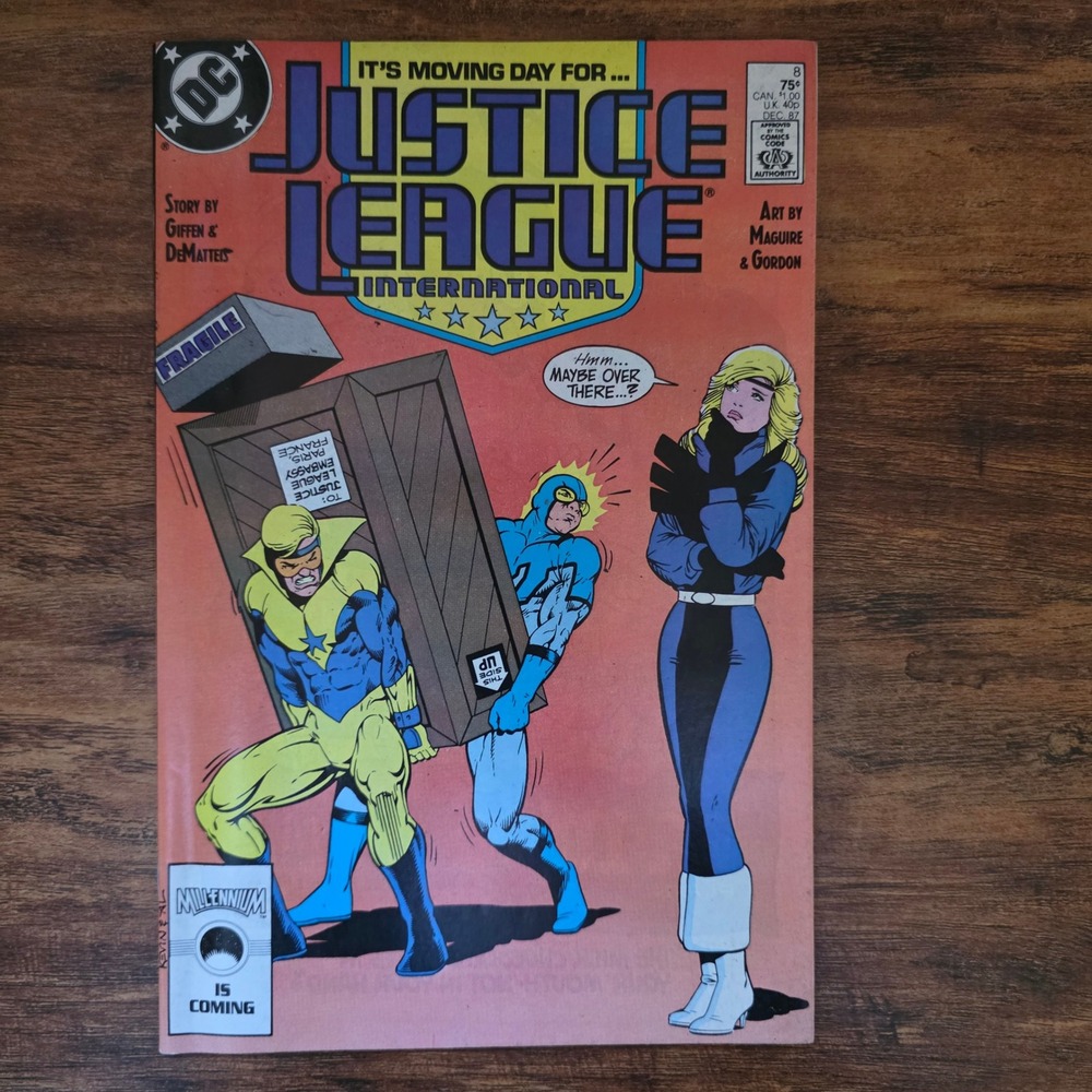 DC Comics Justice League International #8 1987 Booster Moving Day Vintage